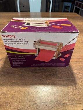 Sculpey Clay Conditioning Machine Polymer Clay Roller w/ Handle & Accessories